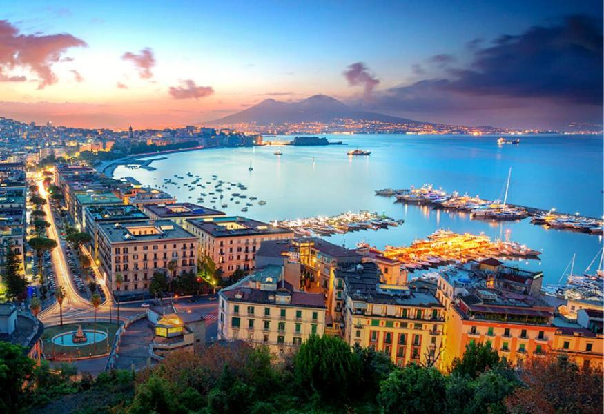 La Casa Di Raffaele Centro Napoli